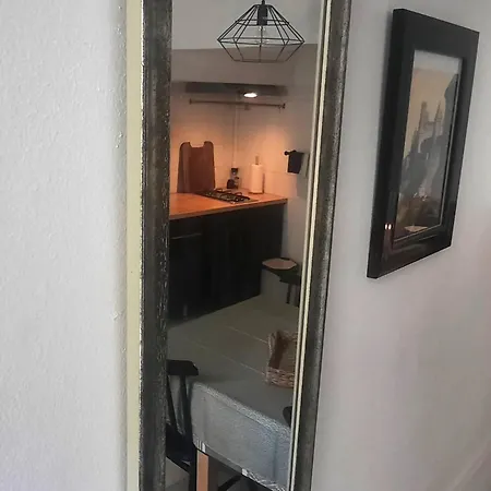 One Hundred Lägenhet