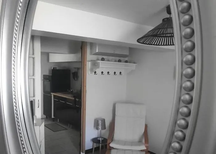 One Hundred Apartment