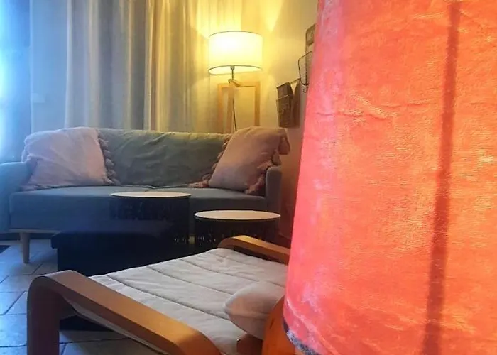 One Hundred-clim-patio-spa-parking-bbq-lit électrique Carcassonne