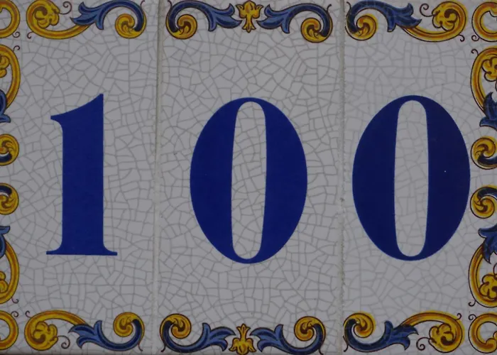 One Hundred-clim-patio-spa-parking-bbq-lit électrique Appartamento Carcassonne